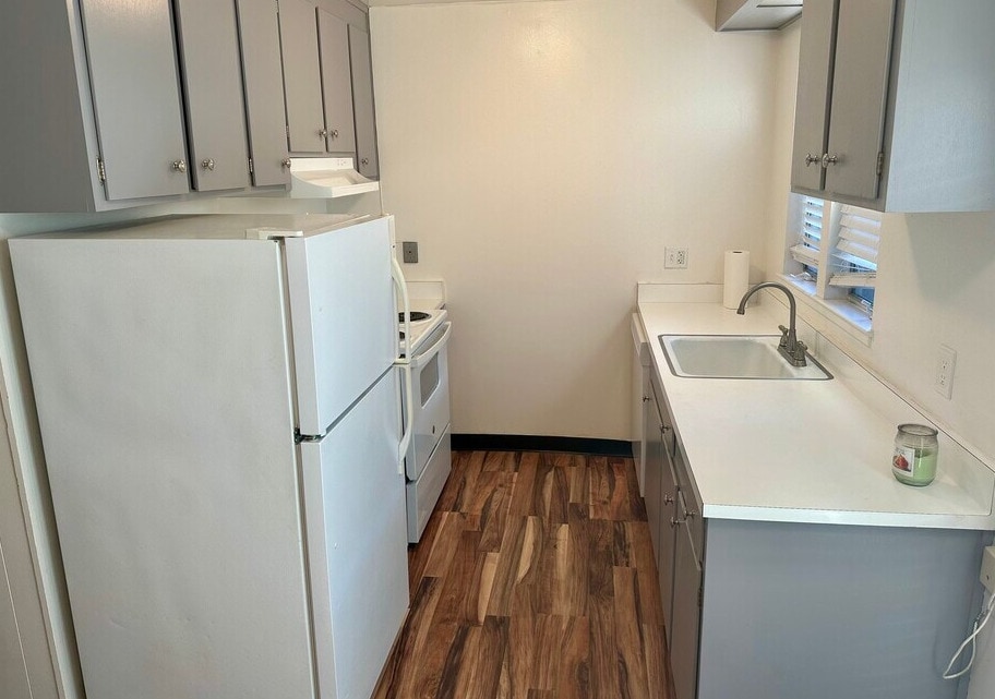 Oakmont Apartments - Oakmont Apartments