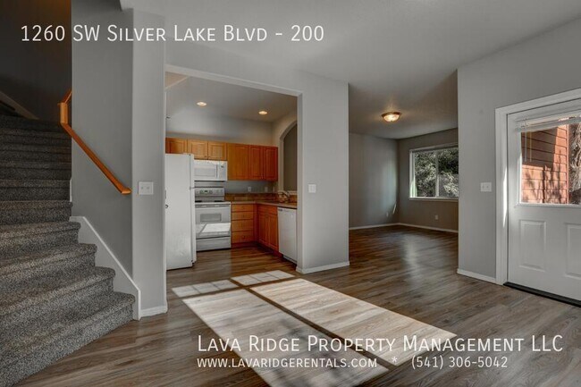 Photo - 1260 SW Silver Lake Blvd Unit 200
