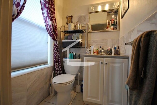 Photo - AWESOME 3 BED 1.5BATH IN BROOKLINE!!!!!!!