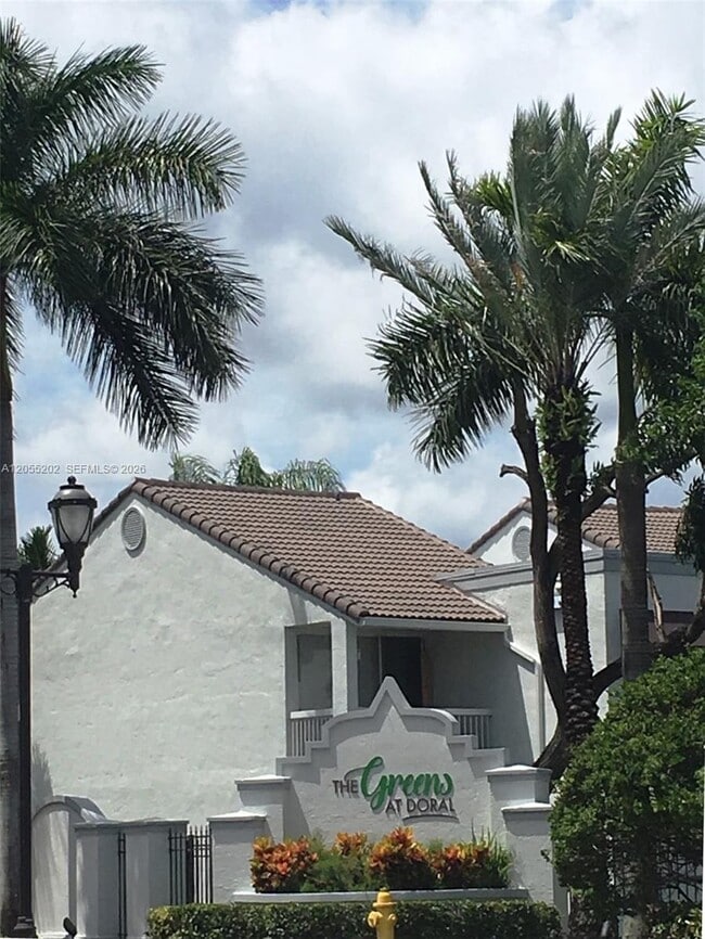 Building Photo - 4860 NW 97th Pl Unit 276