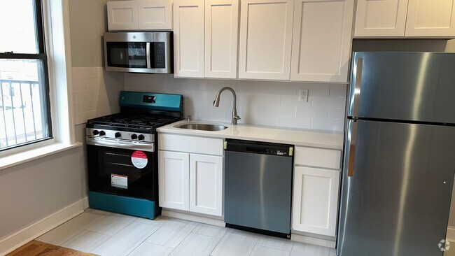 Building Photo - 930-Berkeley Manor, LLC Rental