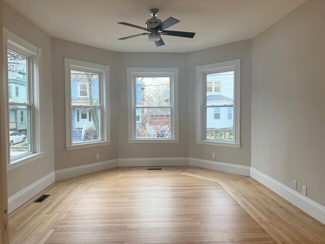 Photo - 22 Kidder Ave Unidad 1