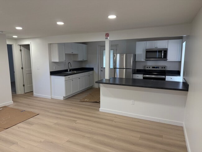 Photo - 418 Oak St Unit 418