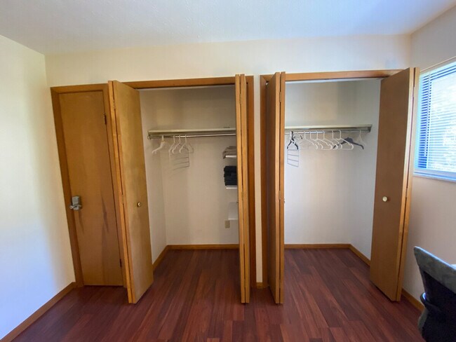 Photo - 1375 Rydalmount Rd Unidad SI ID1061219P