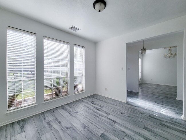 Photo - NICE 4 BEDROOM 2 BATH LEASE HOME WITH 2327 SF