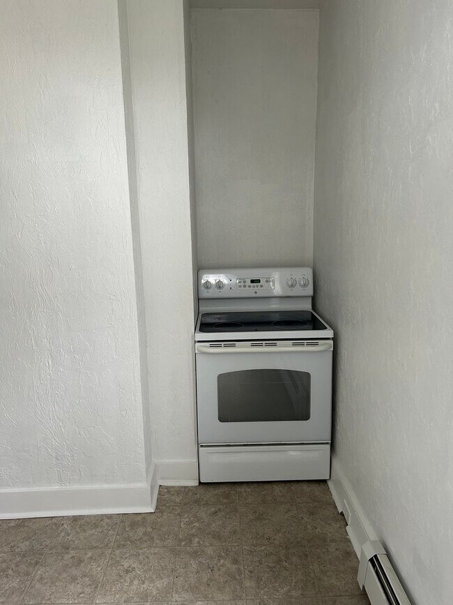 Photo - 24 N East St Unidad 1st FL