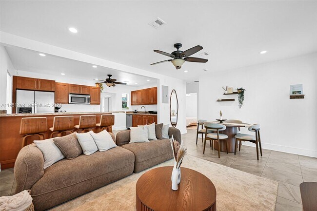 Photo - 1328 N Andrews Ave