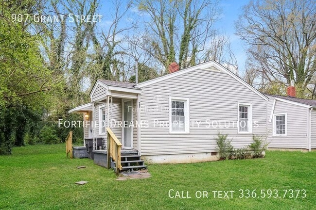 Photo - 907 Grant St