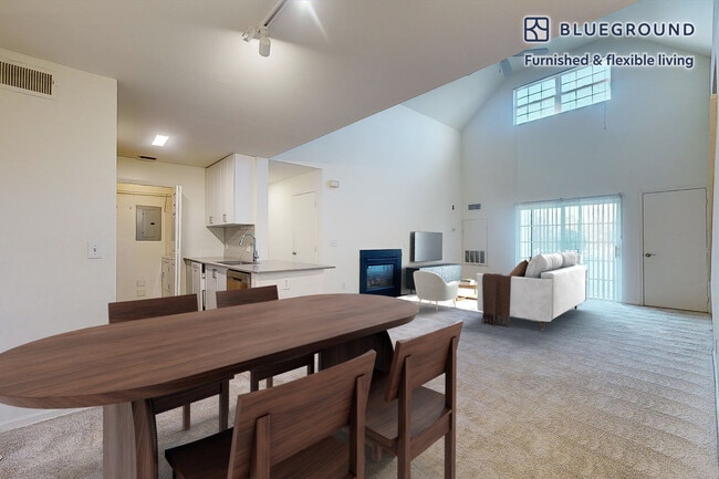 Photo - 313 Avalon Cir Unidad SI FL2-ID2204A