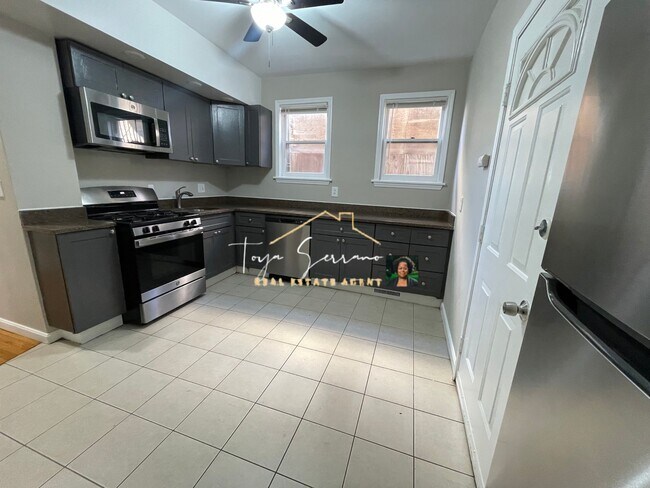 Photo - 68 Bellevue St Unidad 2