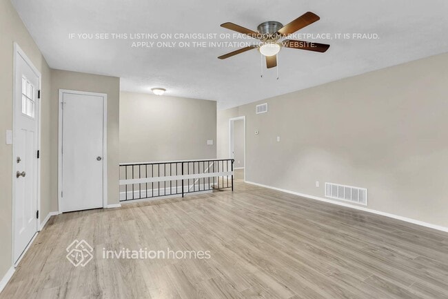 Photo - 4891 Lehigh Dr
