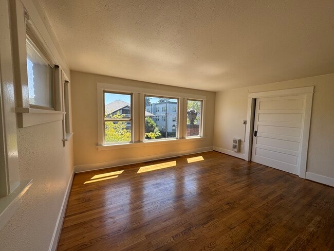 Photo - Stephens Properties 1301 Unidad 9
