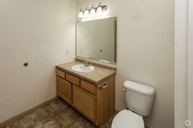 1BR, 1BA - 800 - 975SF