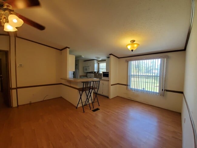 Photo - 4043 Nashville Dr