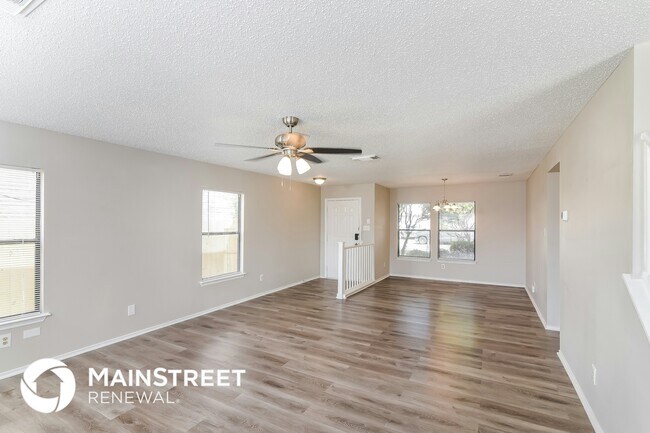 Photo - 1218 Crossing Oaks