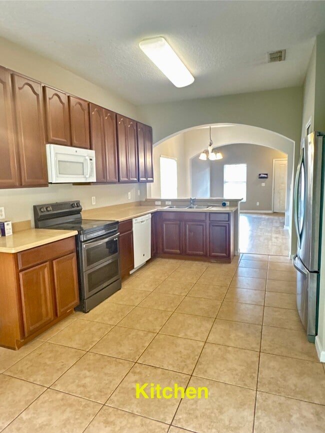 Photo - 16089 Old Ash Loop