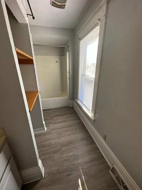 Photo - 937 Grove Ave