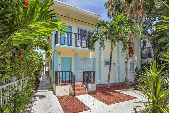 Building Photo - 1135 Euclid Ave Unit 207 Rental
