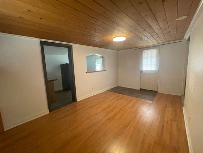 Photo - 702 Oak St Unit 7