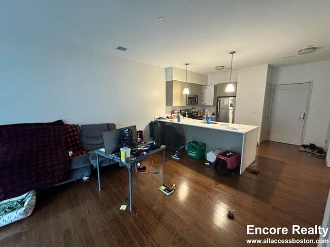 Photo - 454 Harvard St Unit 206