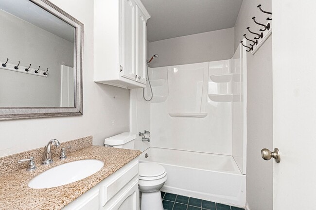 Photo - 2 Bedroom Townhome off Bluebonnet