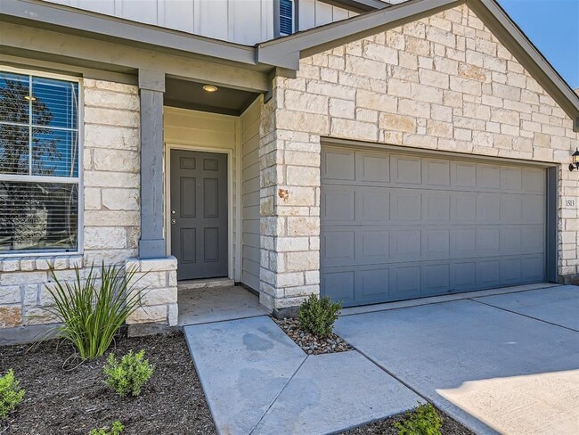 1513 Hope Rnch Rd
