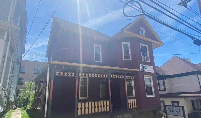 130 Fayette St Unit 1