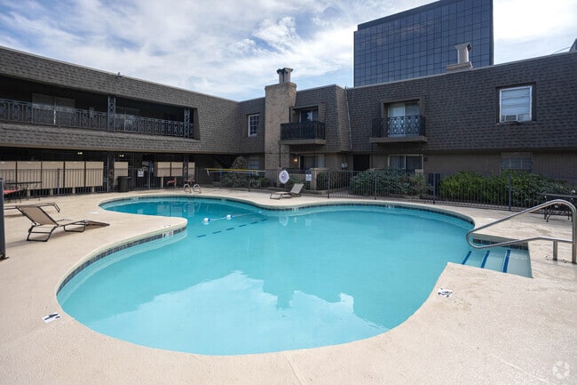 Villas on 50th