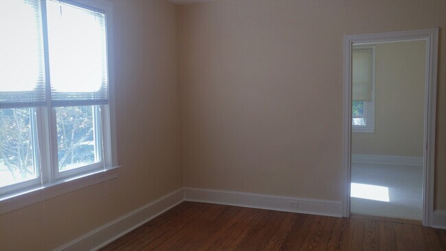 Photo - 400 N Bellevue Ave Unit 2nd floor