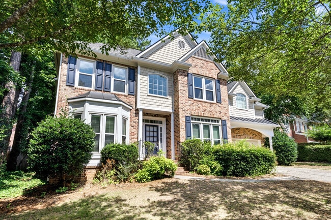 Photo - 5008 Highland Oaks Ct SE