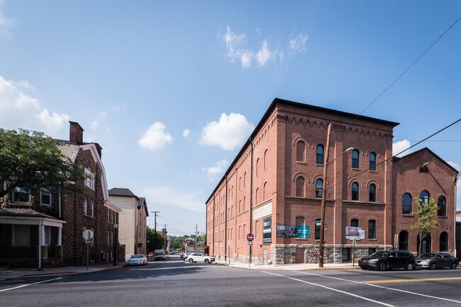 Brinker Lofts