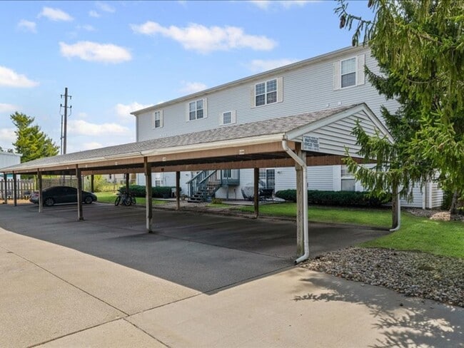 Photo - 108 Oak Creek Plaza