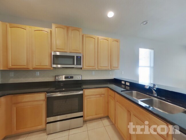 Photo - 1036 Napolean Way