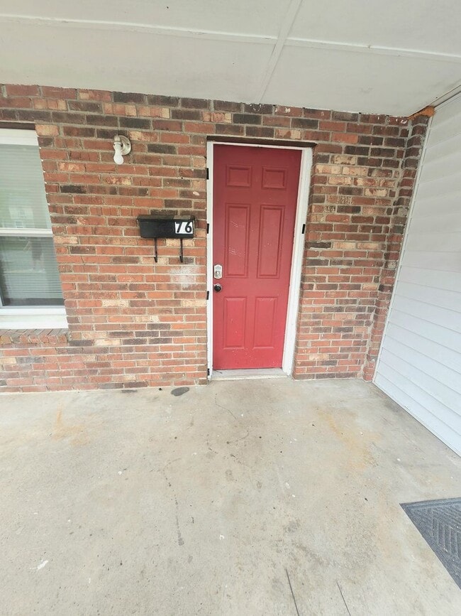 Building Photo - 76-78-78 High St Unit 76 High St Apt A