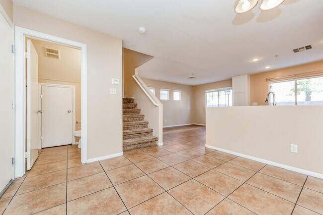 Photo - 3012 Sunrise Bay Ave