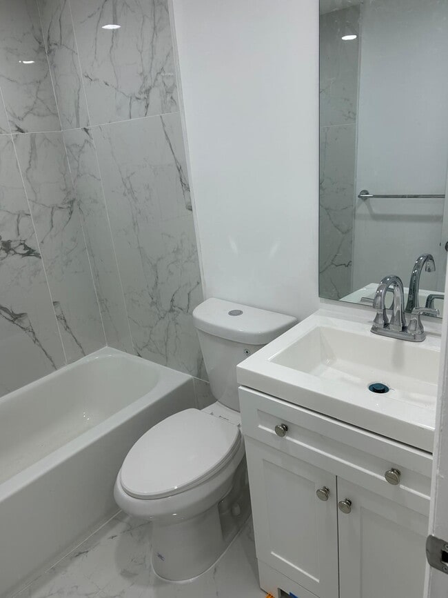 Photo - 1555 NE 129 ST NORTH MIAMI FL