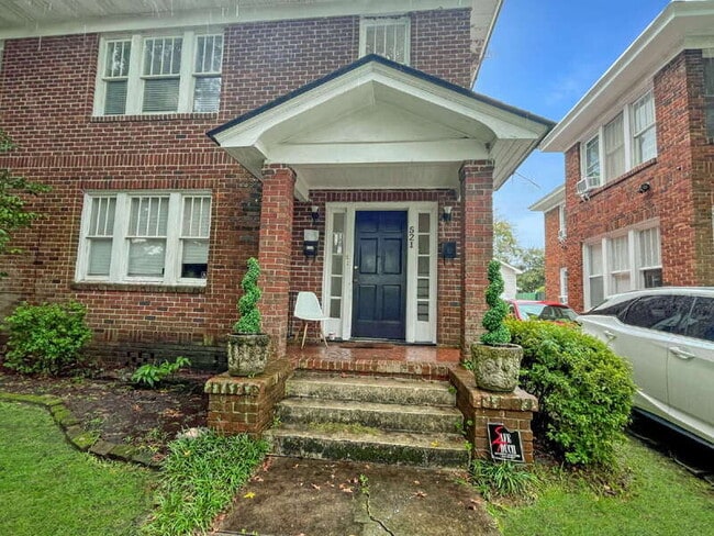 Building Photo - 521 E 49th St