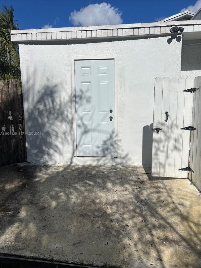 Photo - 655 NW 2nd St Unit A