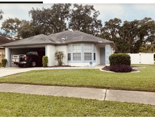 Building Photo - 3901 Penrod Ln