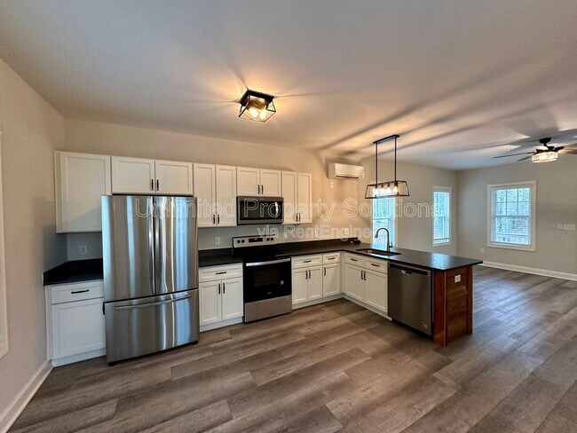 Photo - 70 Arlene Dr