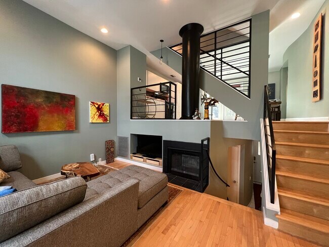 Photo - 4405 Hazard Street