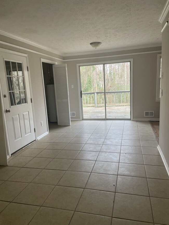 Photo - 540 Meadowbrook Dr