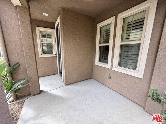 Photo - 1120 Columbia Trl