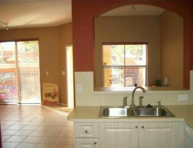 Photo - 6202 NW 115th Pl