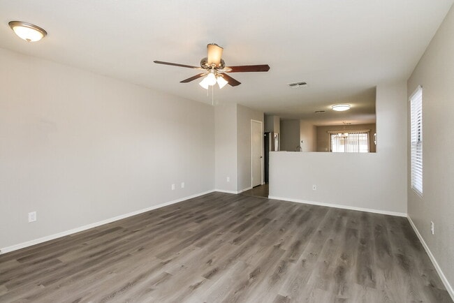 Photo - 3648 E Constitution Dr