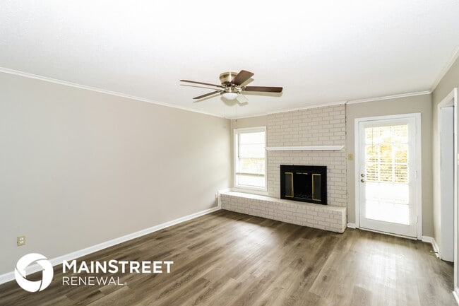 Photo - 3122 Bluefield St