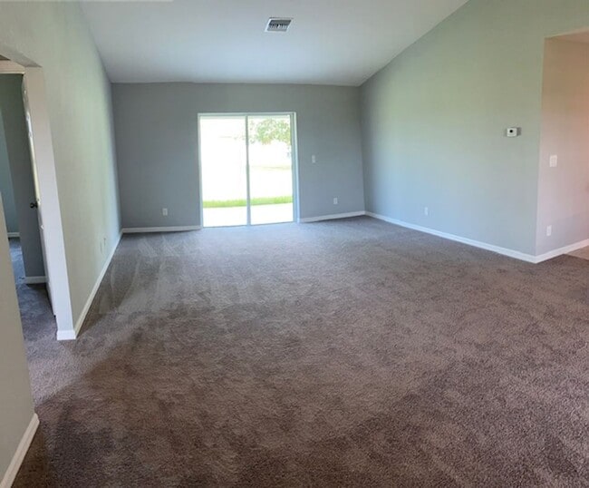 Newer construction 3/2