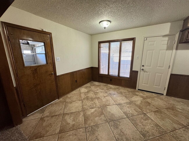 Photo - 7819 Memphis Ave