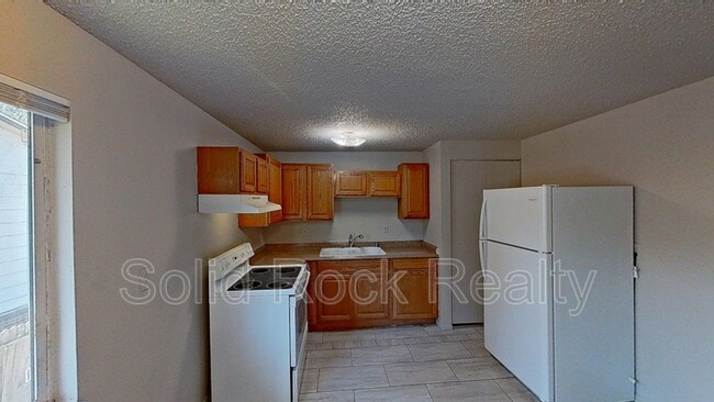 Building Photo - 2909 Sage St Rental