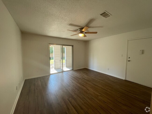 Building Photo - 1017 Stevens Creek Rd Unit 1017 Stevens Creek Rd A120 Rental